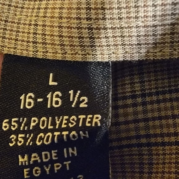 Van Heusen Large button down long sleeve shirt. 16.5 - Picture 3 of 12